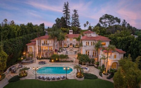 From Lavish Mansions to Spacious Manor Homes